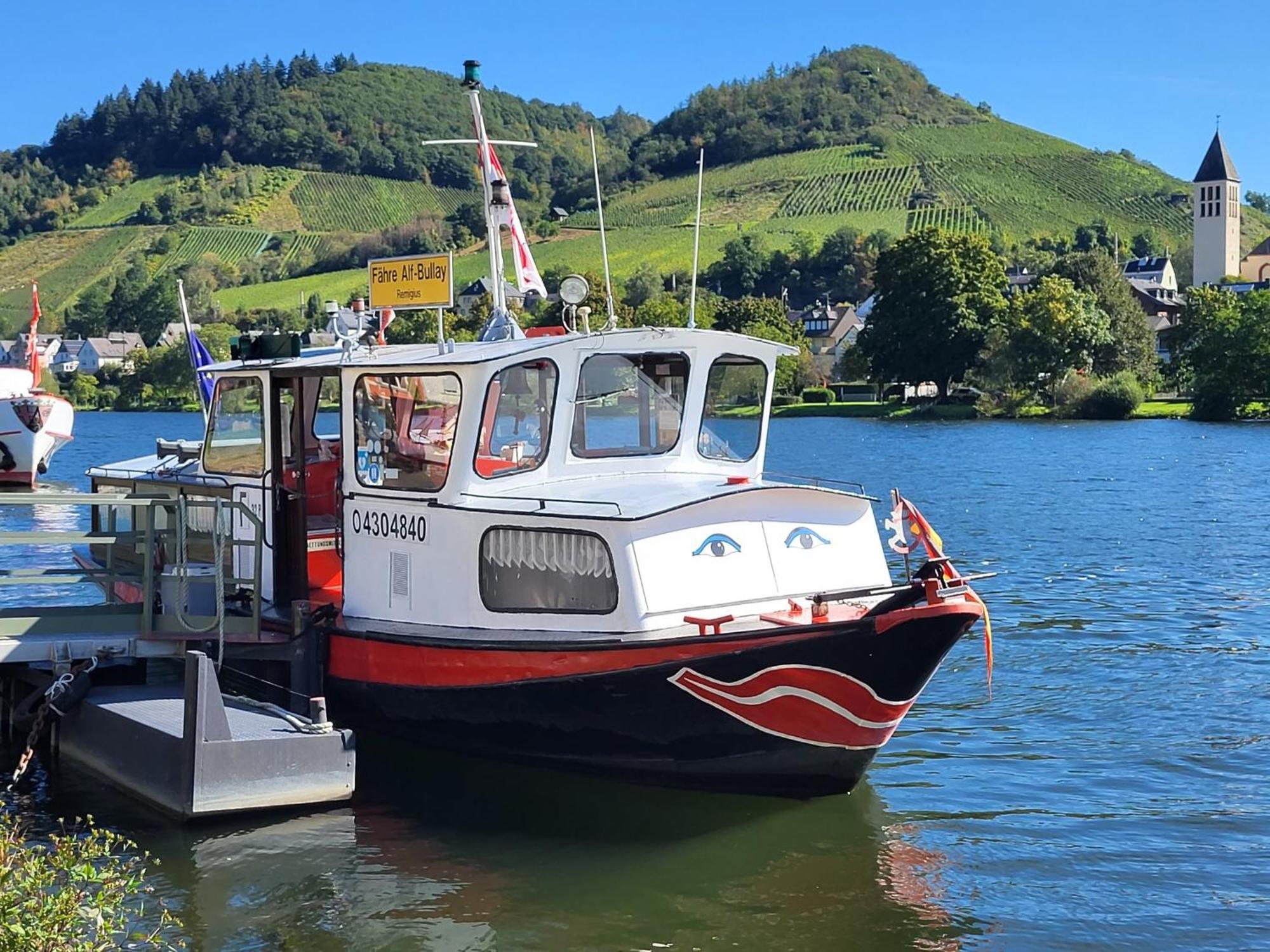 Ferienwohnungen Bullay Buitenkant foto